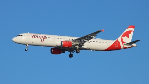 Air Canada Rouge Airbus A321-211 (C-GYGU) at  Tampa - International, United States