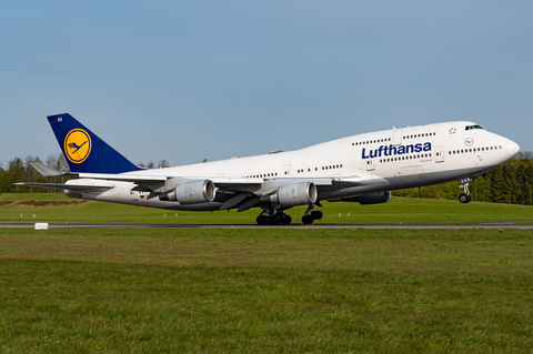 Lufthansa Boeing 747-430 (D-ABVX) at  Hamburg - Fuhlsbuettel (Helmut Schmidt), Germany