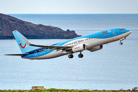 TUIfly Boeing 737-8K5 (D-ATUR) at  Gran Canaria, Spain