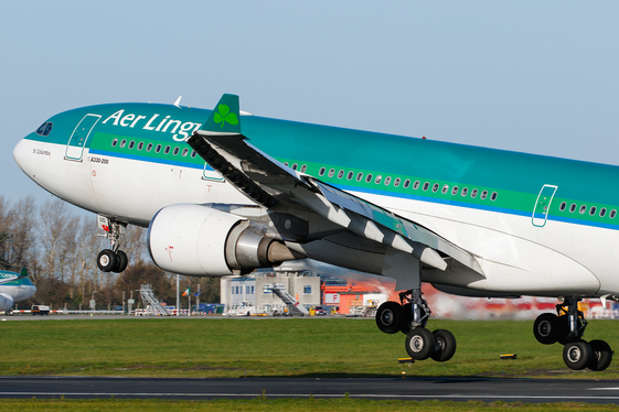 Aer Lingus Airbus A330-202 (EI-DUO) at  Dublin, Ireland?sid=6137cdd64d0f07db13dd2b2aa46ac6c1