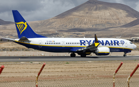 Ryanair Boeing 737-8-200 (EI-HGN) at  Lanzarote - Arrecife, Spain