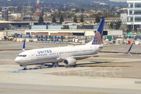 United Airlines Boeing 737-924(ER) (N38459) at  San Francisco - International, United States