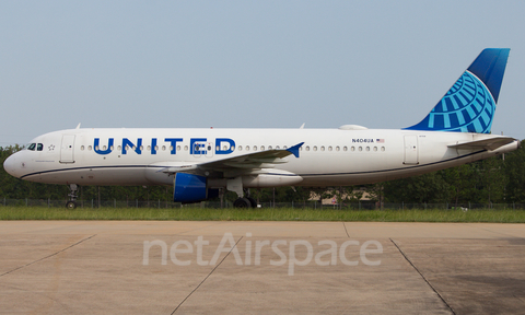 United Airlines Airbus A320-232 (N404UA) at  Tupelo - Regional, United States