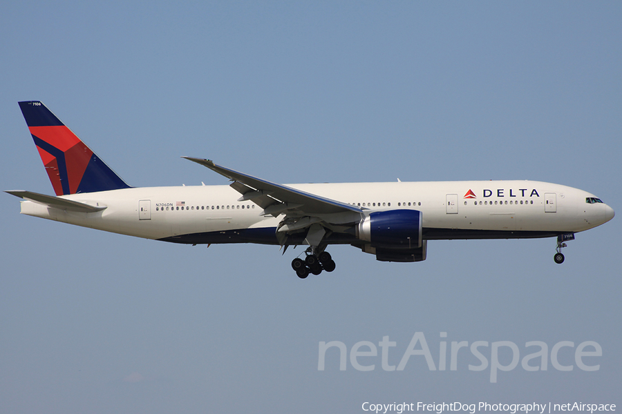 Delta Air Lines Boeing 777-232(LR) (N706DN) | Photo 27337