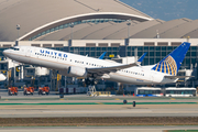 United Airlines Boeing 737-824 (N76519) at  Los Angeles - International, United States