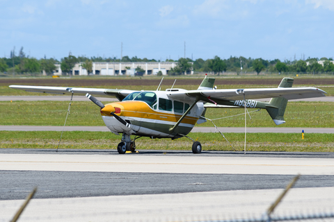 (Private) Cessna 337D Super Skymaster (N85881) at  Punta Gorda - Charlotte County, United States