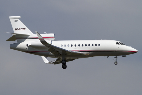 Bechtel Corporation Dassault Falcon 900EX (N980SF) at  Calgary - International, Canada