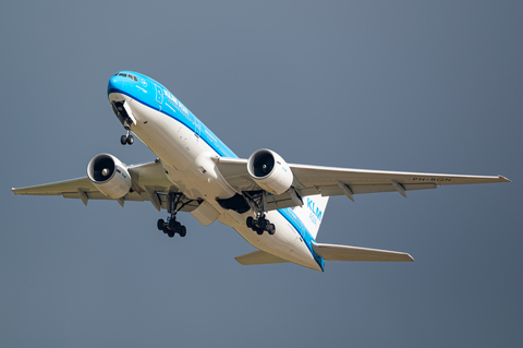 KLM - Royal Dutch Airlines Boeing 777-206(ER) (PH-BQN) at  Leipzig/Halle - Schkeuditz, Germany