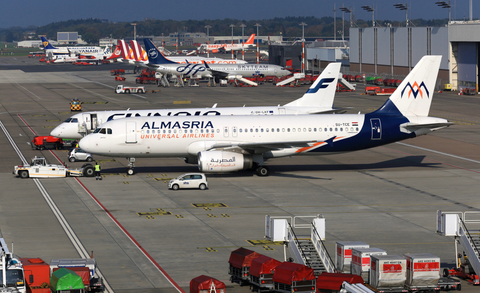 AlMasria Universal Airlines Airbus A320-232 (SU-TCE) at  Hamburg - Fuhlsbuettel (Helmut Schmidt), Germany