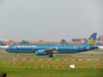 Vietnam Airlines Airbus A321-231 (VN-A338)