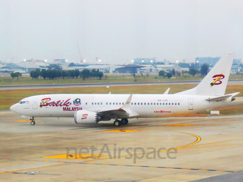 Batik Air Malaysia Boeing 737-8 MAX (9M-LRS)