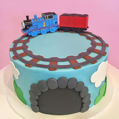 p-toy-train-fondant-cake-3-kg--113023-m.jpg