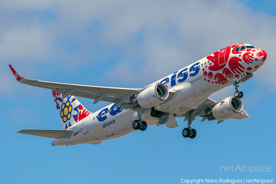 Edelweiss Air Airbus A320-214 (HB-JLT) | Photo 515724