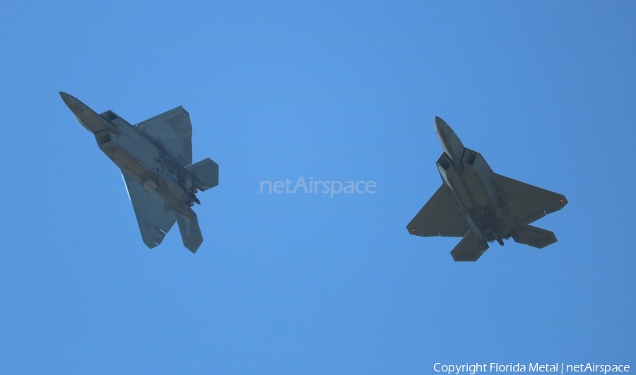 United States Air Force Lockheed Martin / Boeing F-22A Raptor (00-4012) | Photo 327010