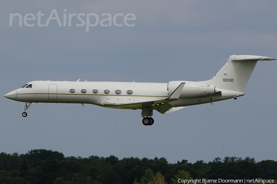 United States Air Force Gulfstream C-37A (01-0030) | Photo 461323