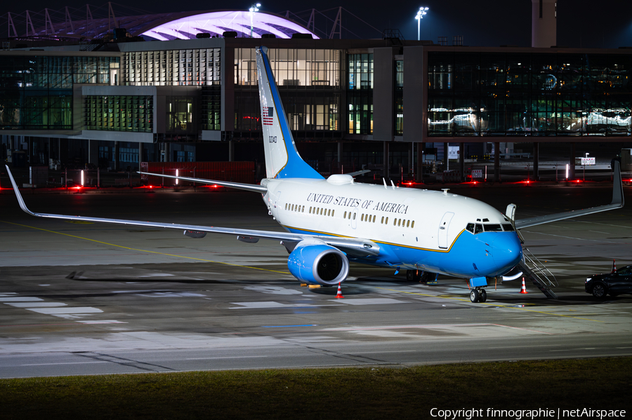 United States Air Force Boeing C-40B Clipper (01-0040) | Photo 674328