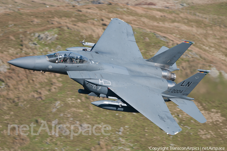 United States Air Force McDonnell Douglas F-15E Strike Eagle (01-2004) | Photo 19040