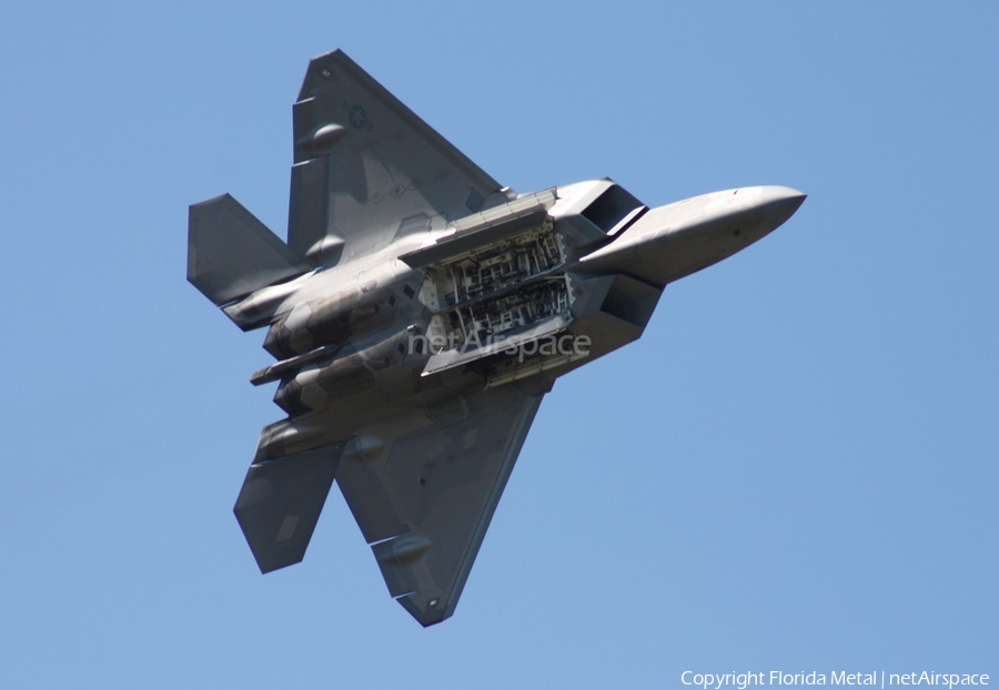 United States Air Force Lockheed Martin / Boeing F-22A Raptor (01-4018) | Photo 451078
