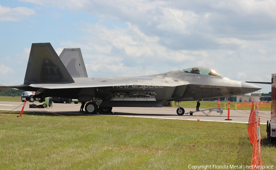 United States Air Force Lockheed Martin / Boeing F-22A Raptor (01-4019) | Photo 452307