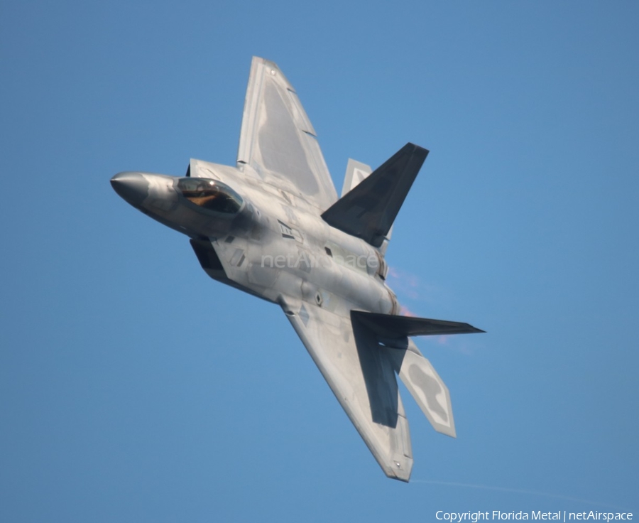 United States Air Force Lockheed Martin / Boeing F-22A Raptor (01-4022) | Photo 327028