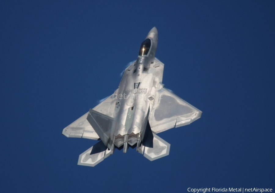 United States Air Force Lockheed Martin / Boeing F-22A Raptor (01-4022) | Photo 327029