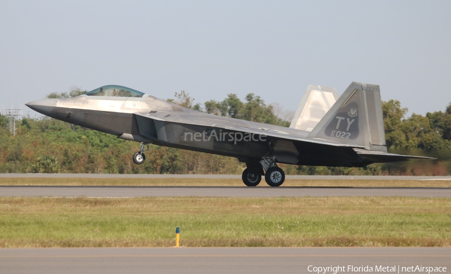 United States Air Force Lockheed Martin / Boeing F-22A Raptor (01-4022) | Photo 327030