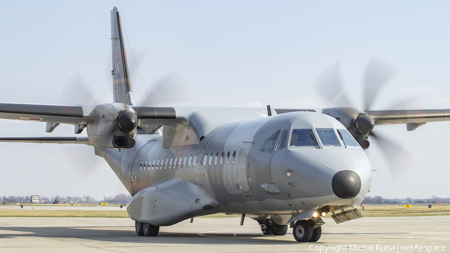 Polish Air Force (Siły Powietrzne) CASA C-295M (015) | Photo 299298