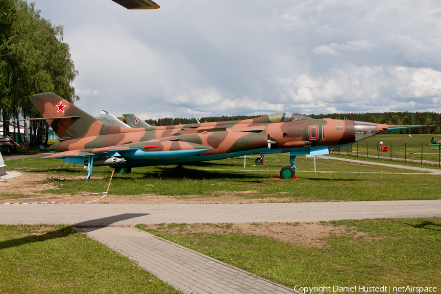 Soviet Union Air Force Yakovlev Yak-28P Firebar (01 RED) | Photo 414359