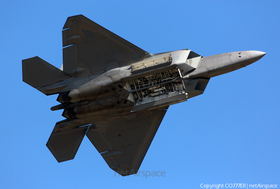 United States Air Force Lockheed Martin / Boeing F-22A Raptor (02-4036) | Photo 13596