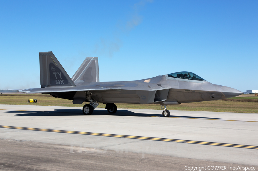 United States Air Force Lockheed Martin / Boeing F-22A Raptor (02-4036) | Photo 13597