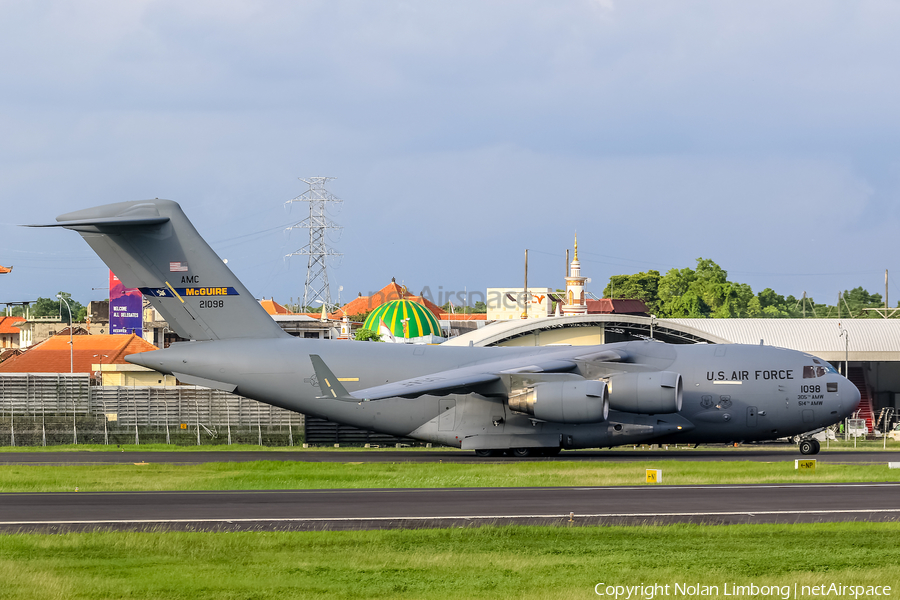 United States Air Force Boeing C-17A Globemaster III (02-1098) | Photo 537671