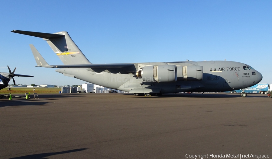 United States Air Force Boeing C-17A Globemaster III (02-1103) | Photo 327037