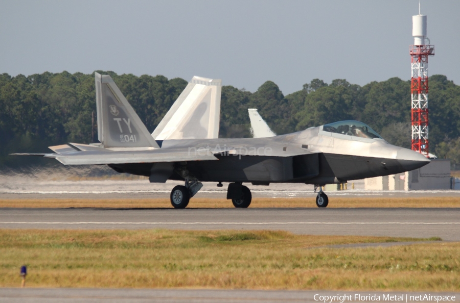 United States Air Force Lockheed Martin / Boeing F-22A Raptor (03-4041) | Photo 452452