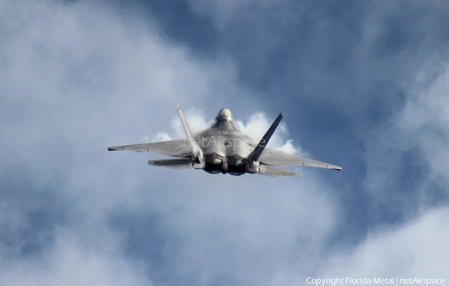 United States Air Force Lockheed Martin / Boeing F-22A Raptor (03-4042) | Photo 451125