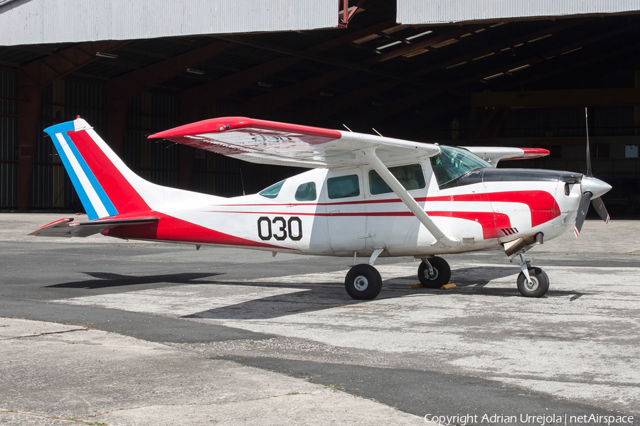 Guatemalan Air Force (Fuerza Aerea Guatemalteca) Cessna TU206G Turbo Stationair (030) | Photo 83065