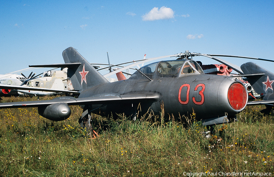 Soviet Union Air Force Mikoyan-Gurevich MiG-15UTI Midget (03 RED) | Photo 76388