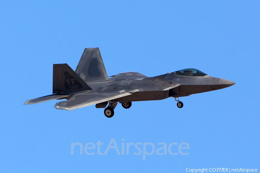 United States Air Force Lockheed Martin / Boeing F-22A Raptor (04-4067) | Photo 39677