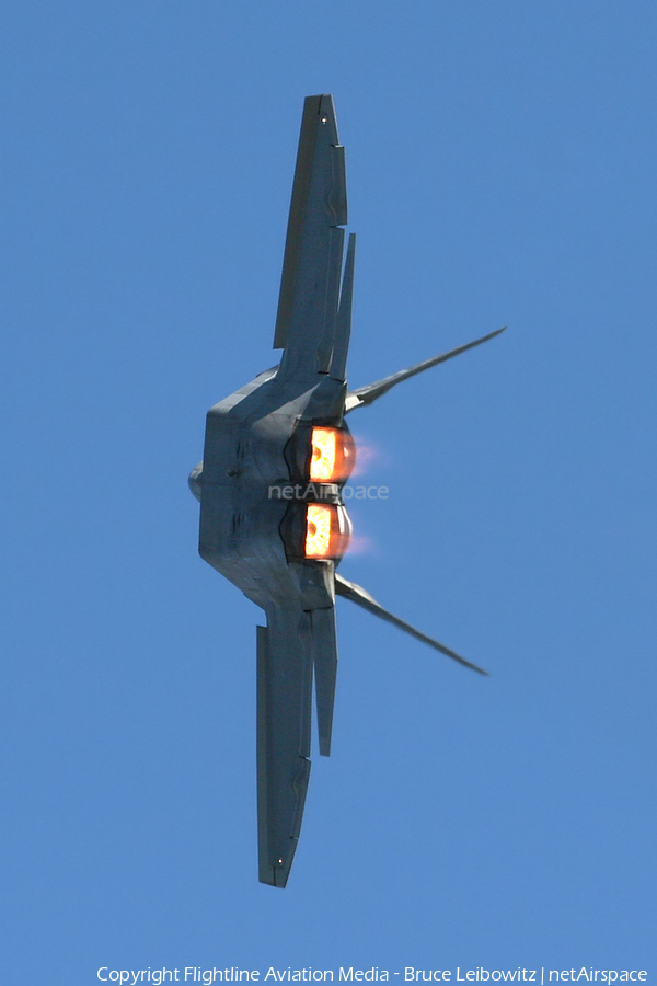 United States Air Force Lockheed Martin / Boeing F-22A Raptor (04-4067) | Photo 80347