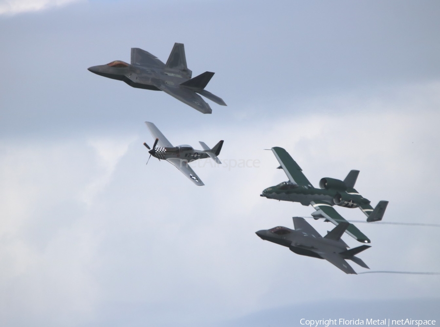 United States Air Force Lockheed Martin / Boeing F-22A Raptor (04-4067) | Photo 430855
