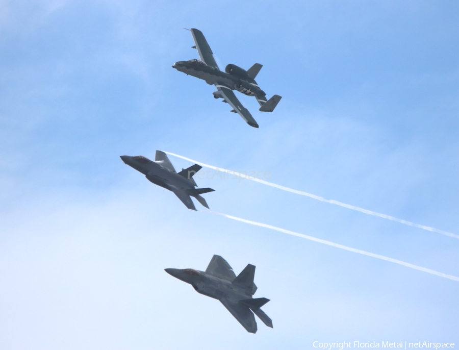 United States Air Force Lockheed Martin / Boeing F-22A Raptor (04-4067) | Photo 451378