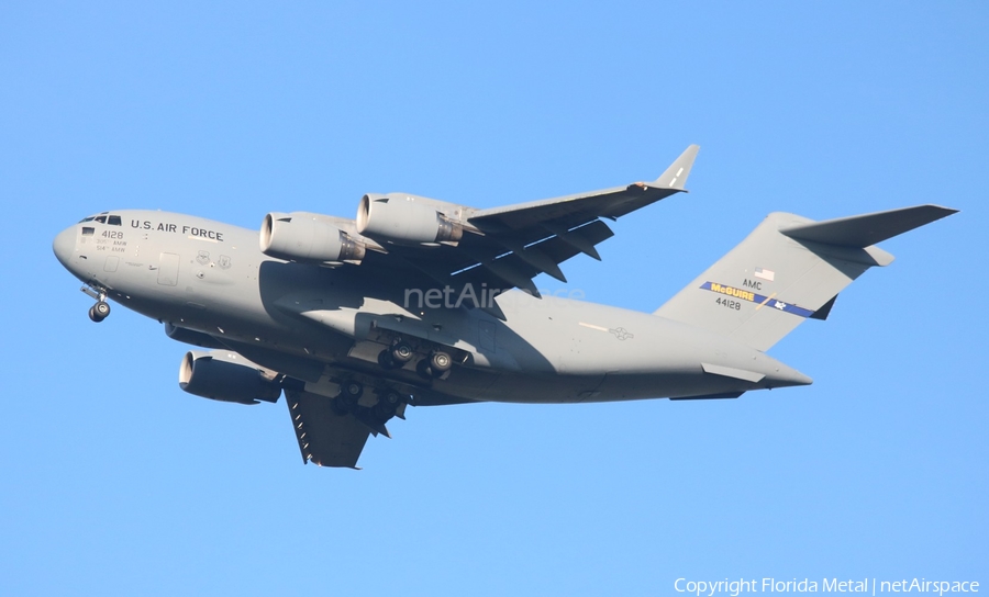 United States Air Force Boeing C-17A Globemaster III (04-4128) | Photo 451380