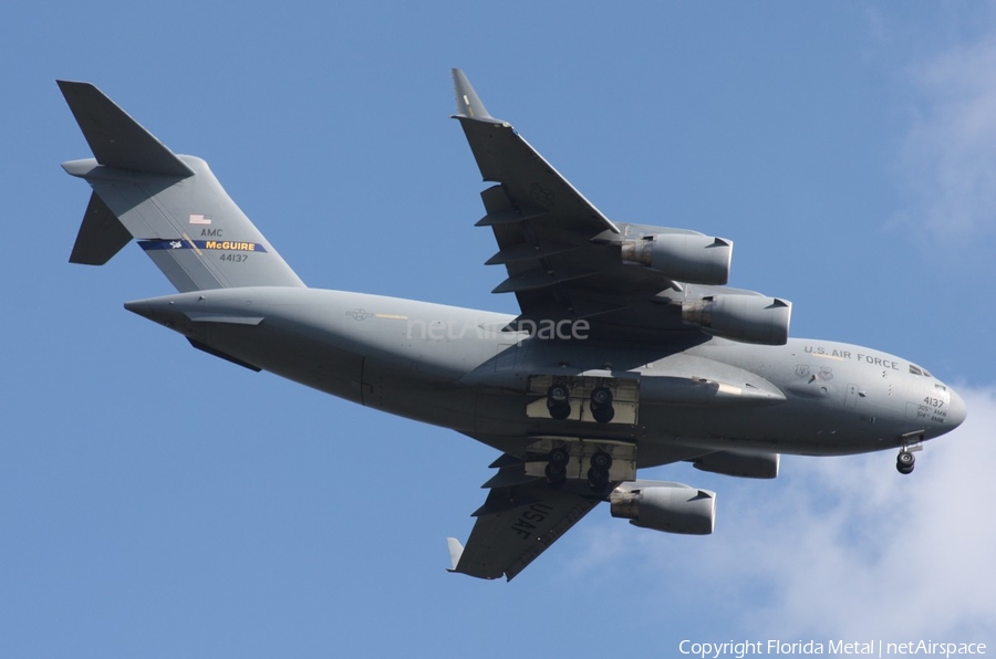 United States Air Force Boeing C-17A Globemaster III (04-4137) | Photo 453102