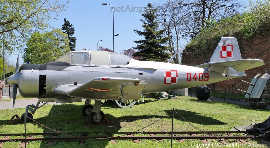 Polish Air Force (Siły Powietrzne) PZL-Mielec TS-8 Bies (0409) | Photo 447060
