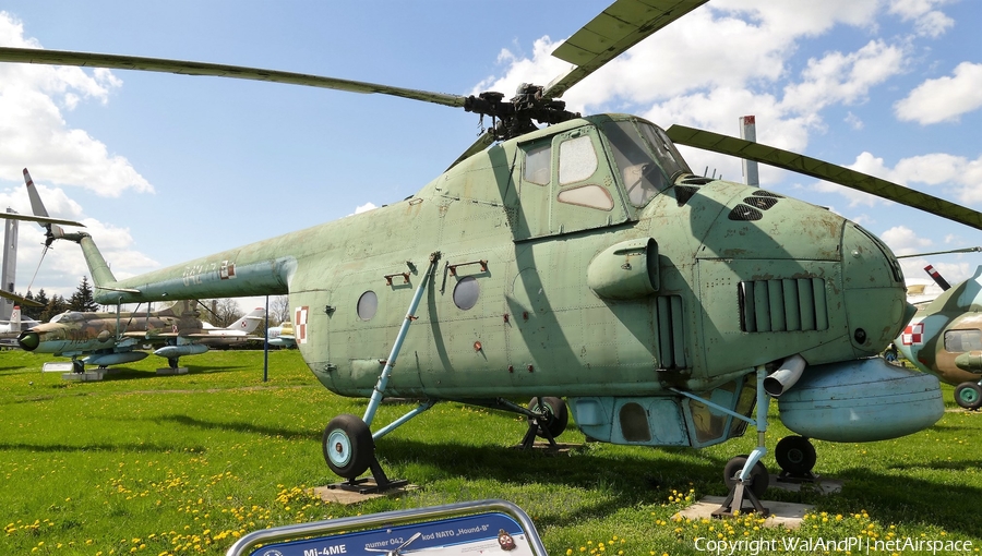 Polish Navy (Marynarka Wojenna) Mil Mi-4ME Hound-C (042) | Photo 446248