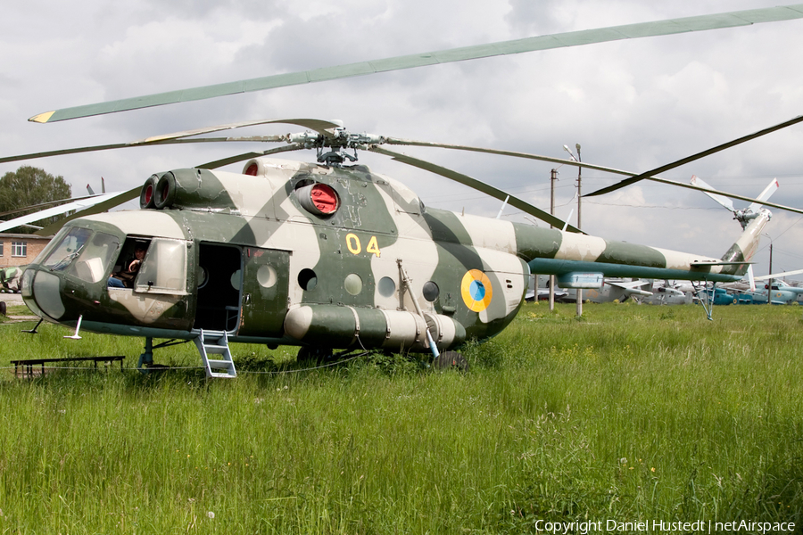 Ukrainian Air Force Mil Mi-8T Hip-C (04 YELLOW) | Photo 502612