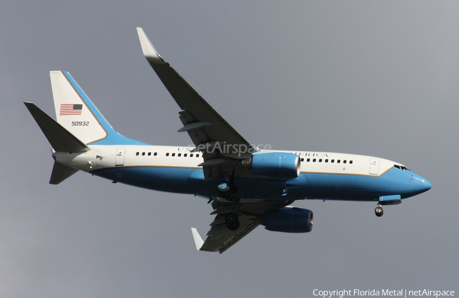 United States Air Force Boeing C-40C Clipper (05-0932) | Photo 451393