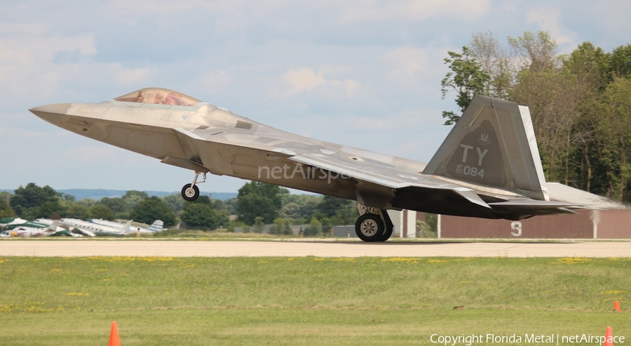 United States Air Force Lockheed Martin / Boeing F-22A Raptor (05-4084) | Photo 304176