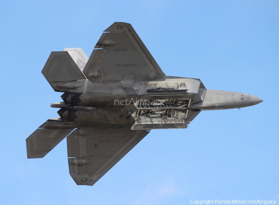 United States Air Force Lockheed Martin / Boeing F-22A Raptor (05-4099) | Photo 430933