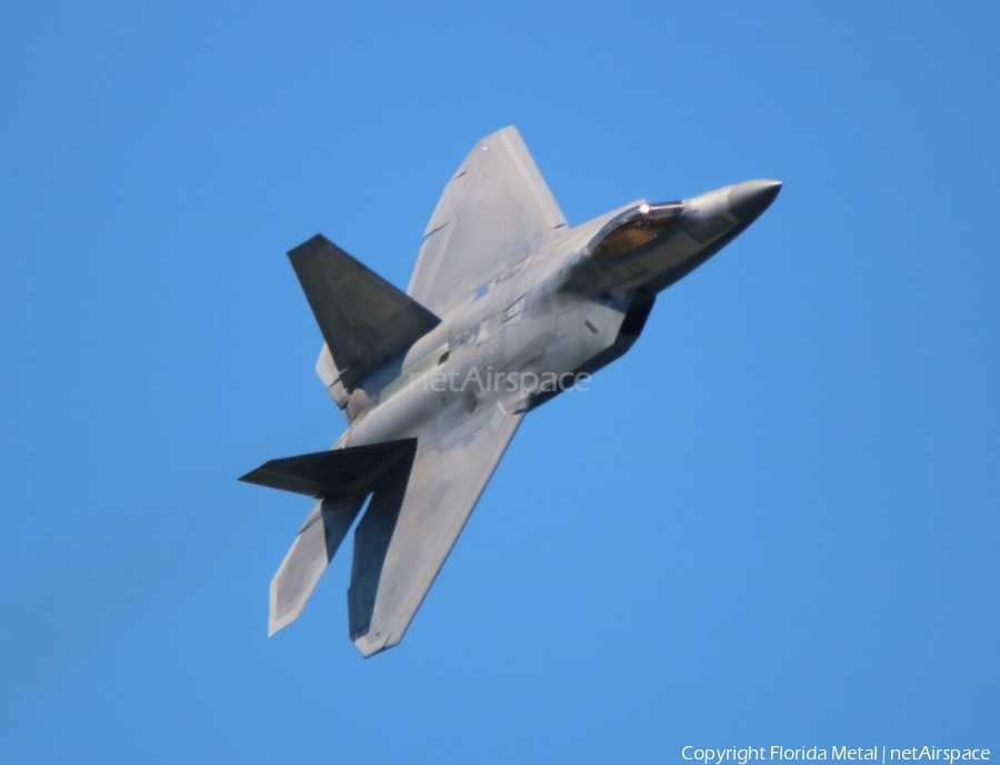 United States Air Force Lockheed Martin / Boeing F-22A Raptor (05-4104) | Photo 603779