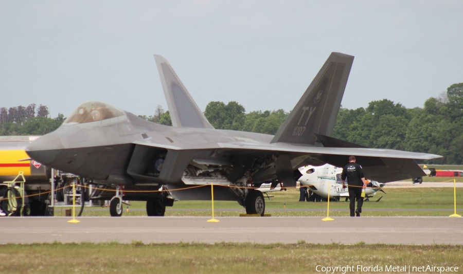 United States Air Force Lockheed Martin / Boeing F-22A Raptor (05-4107) | Photo 452623